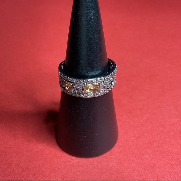 Bomb Party RBP8418 “Glimpse Of Glamour” LC Topaz on Hematite Size 10 Ring NWT - Picture 1 of 5